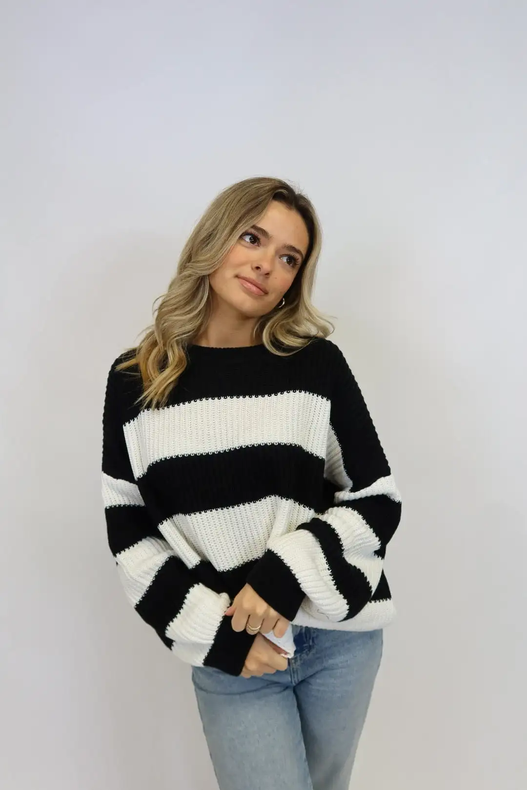 AROUND THE TOWN SWEATER