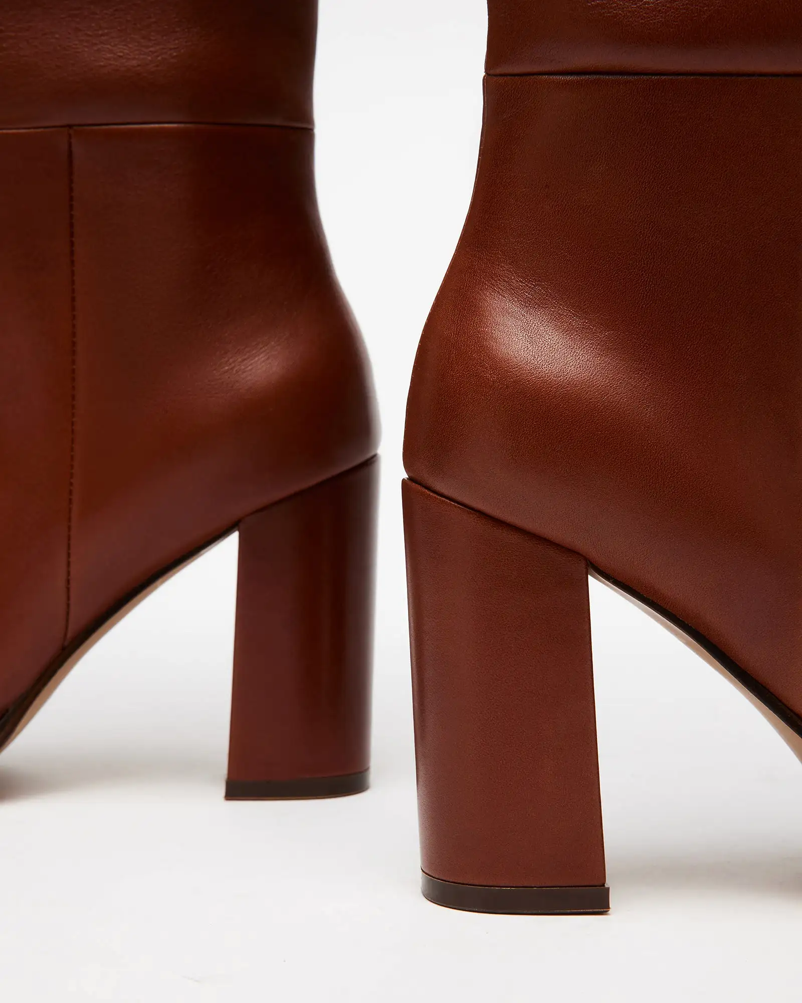 BIXBY COGNAC LEATHER