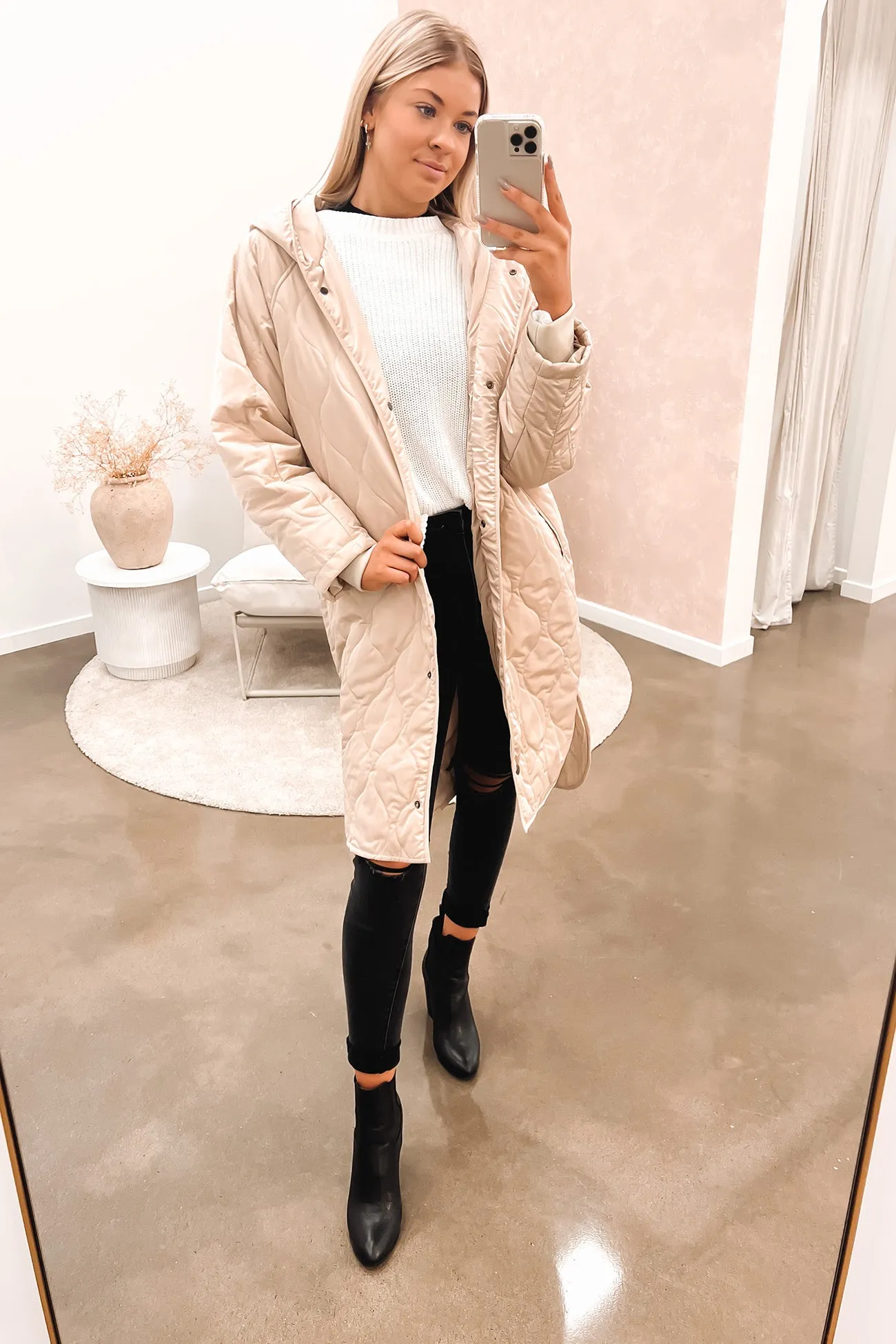 Ezra Puffer Jacket Beige