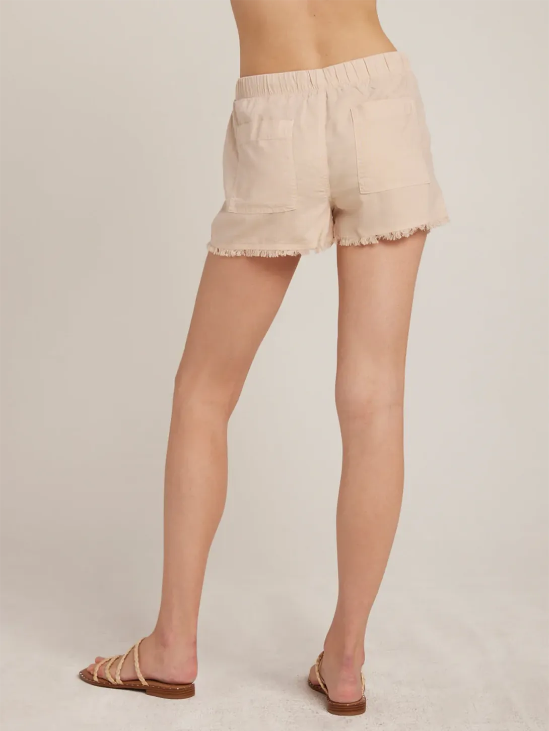 Frayed Pocket Short