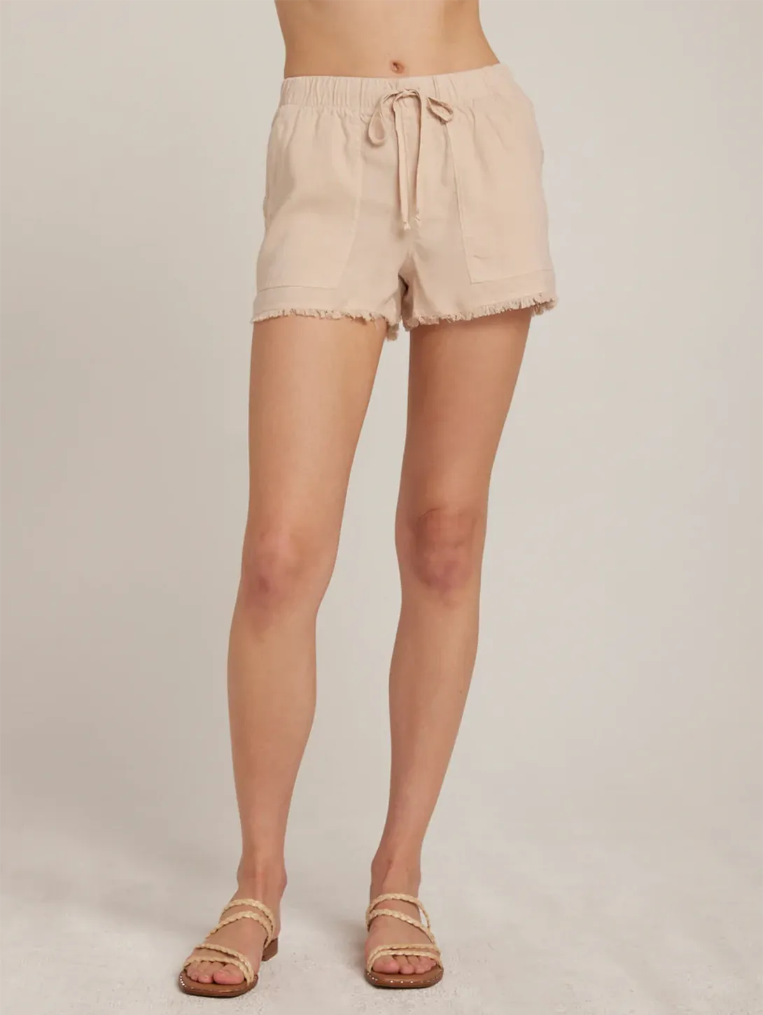 Frayed Pocket Short