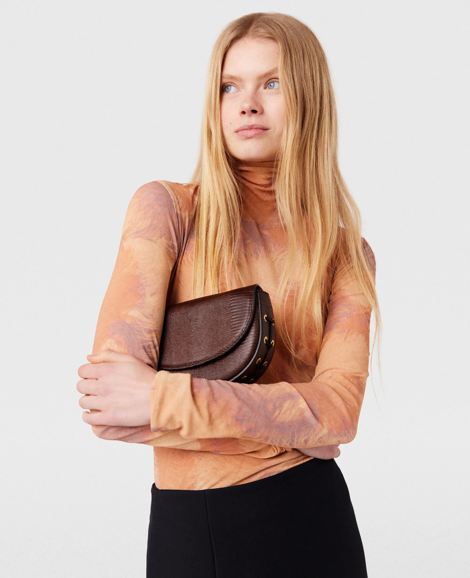 Frayme Scale-Embossed Shoulder Bag