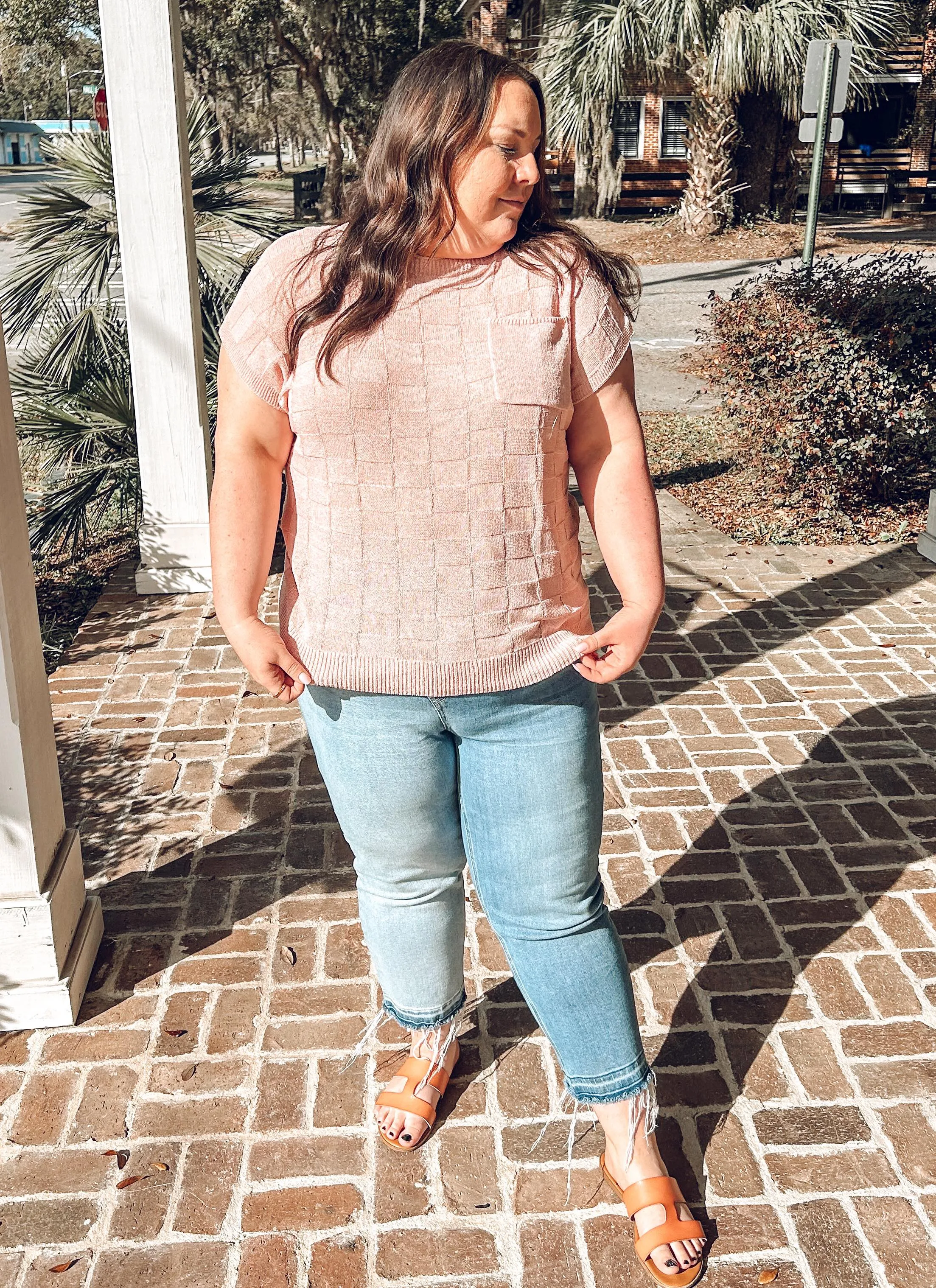 Lattice Curvy Pocket Top | Mauve