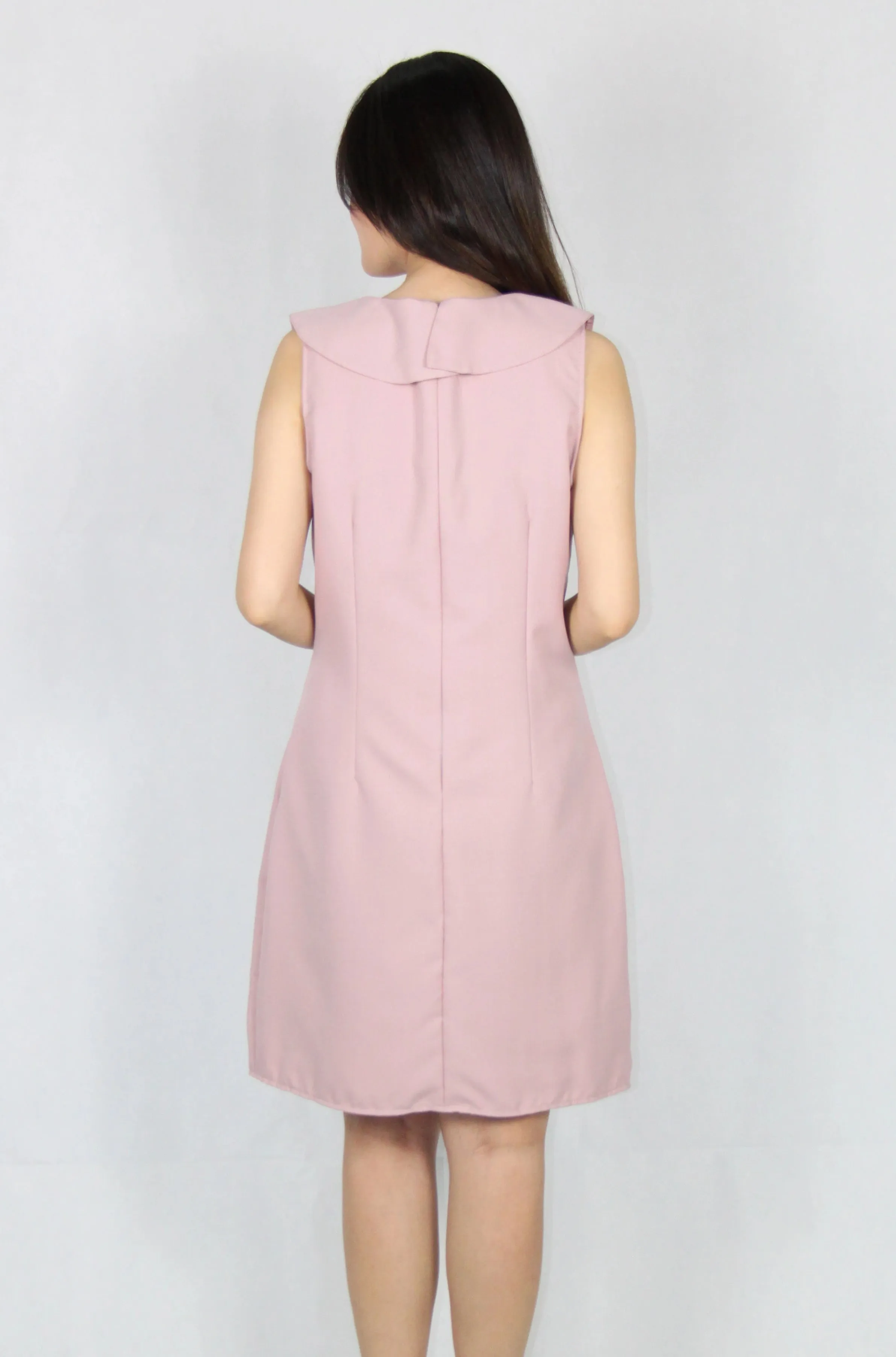 Ruffles Collar Sleeveless V Neck Shift Dress in Pink