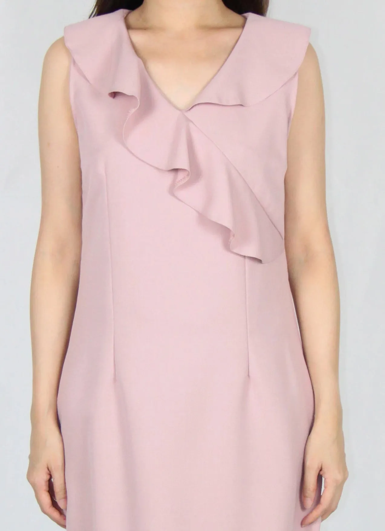 Ruffles Collar Sleeveless V Neck Shift Dress in Pink