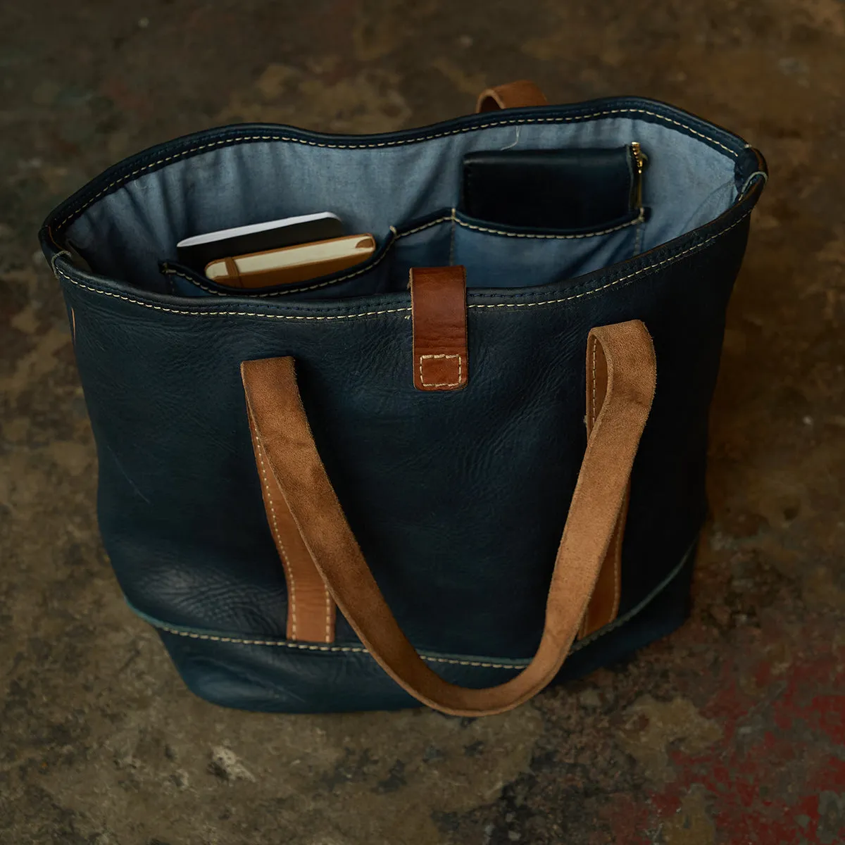 Stone-Washed Tote No.532 | LE Indigo & Tan