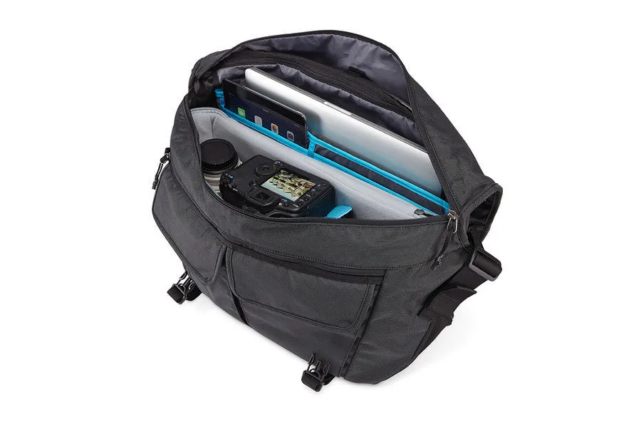 Thule Covert DSLR Messenger