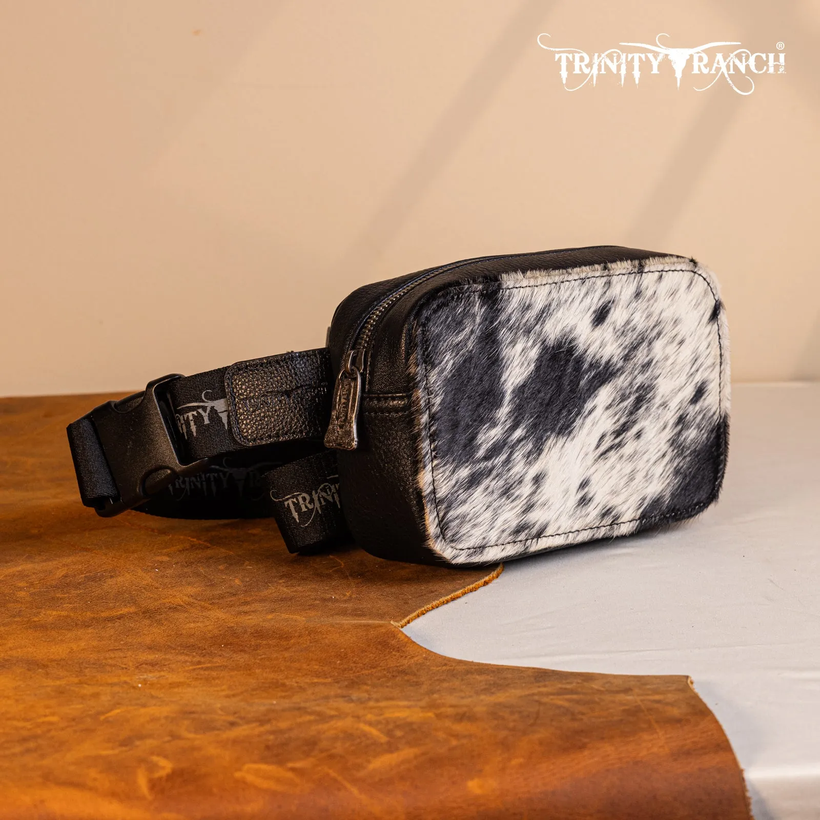 TR184-194 Trinity Ranch Genuine Hair-On Cowhide Belt Bag - Black